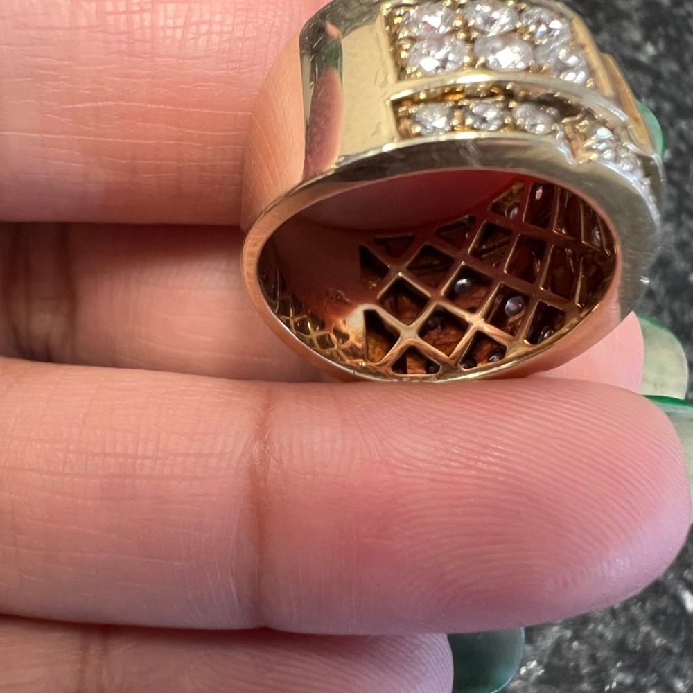 Wide band solid gold natural diamond ring - Picture 10 of 10